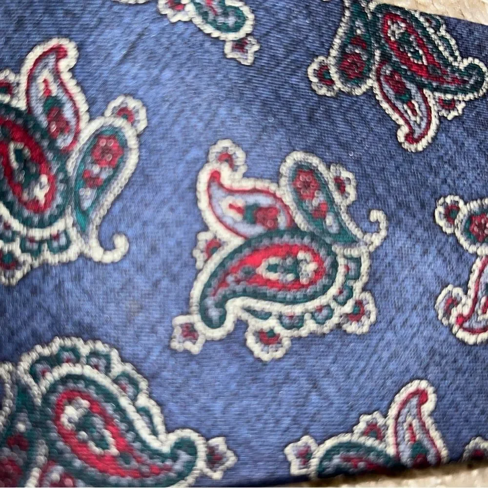Oscar De La Renta tie